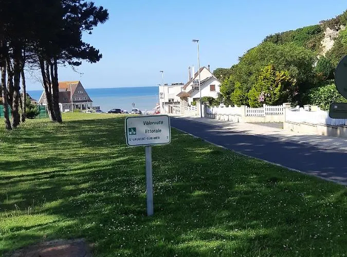 Holiday home Le So Wild: Normandy Retreat With Garden And Tennis